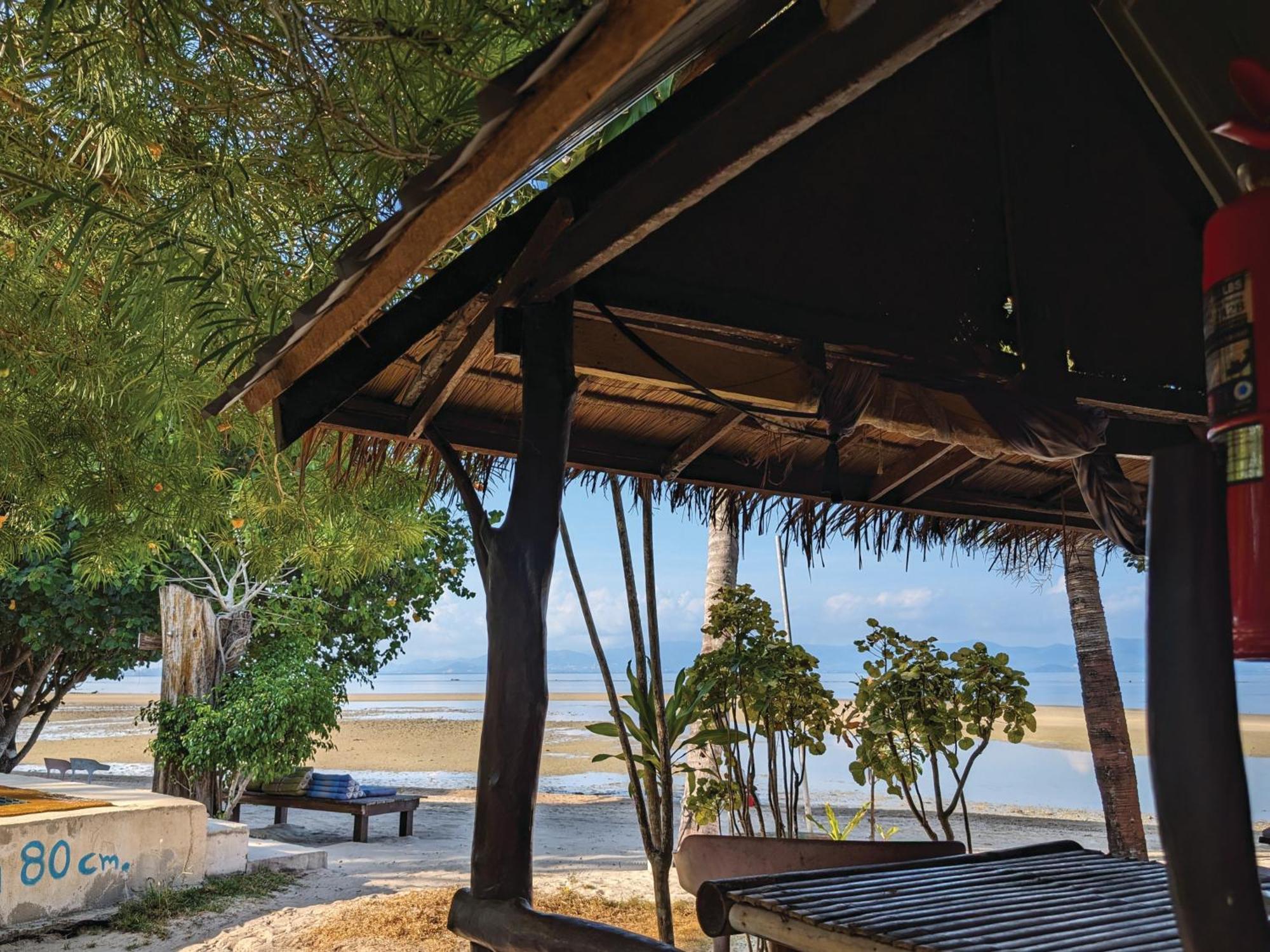 Munchies Bungalows Baan Tai Bagian luar foto