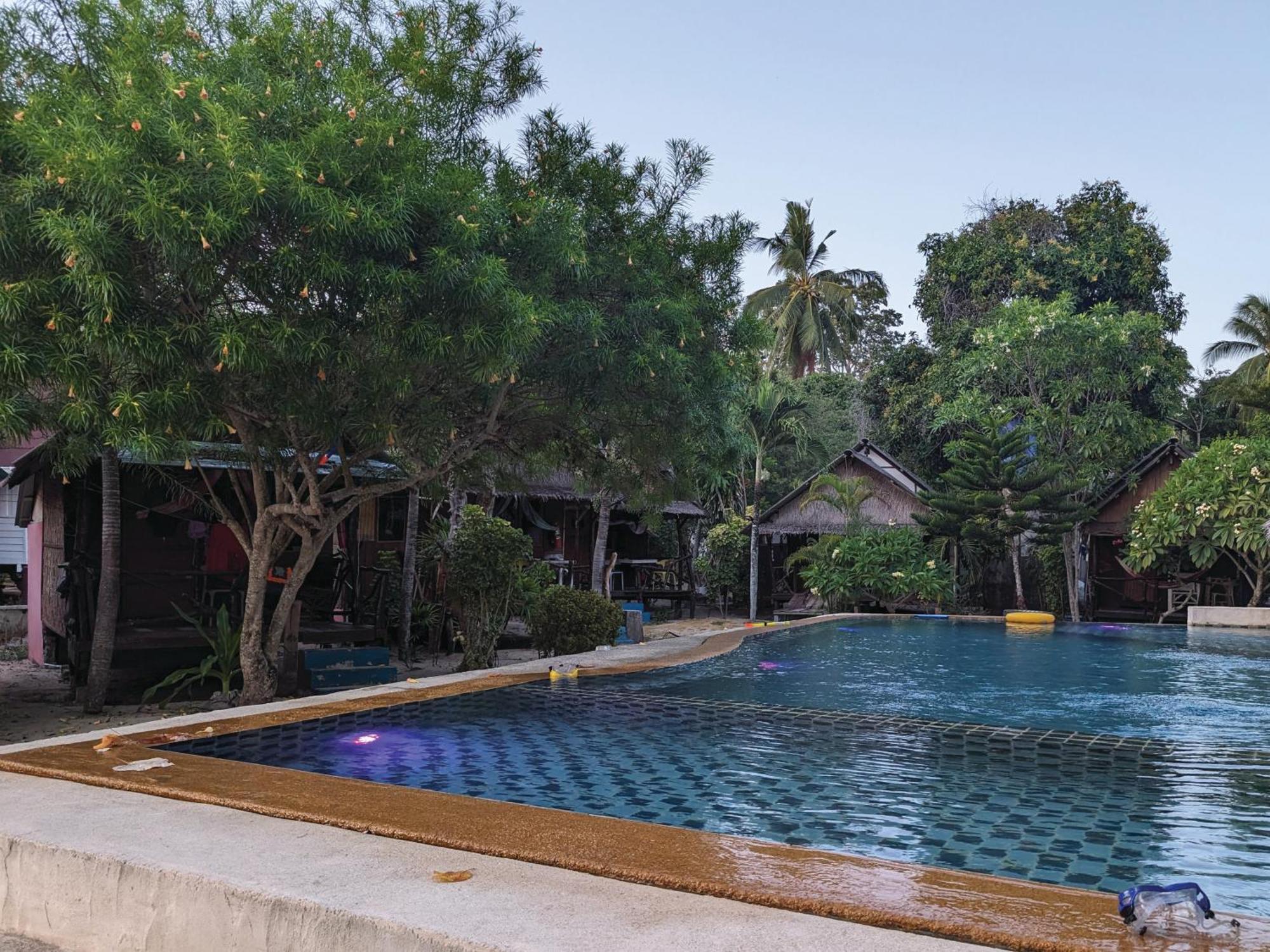 Munchies Bungalows Baan Tai Bagian luar foto