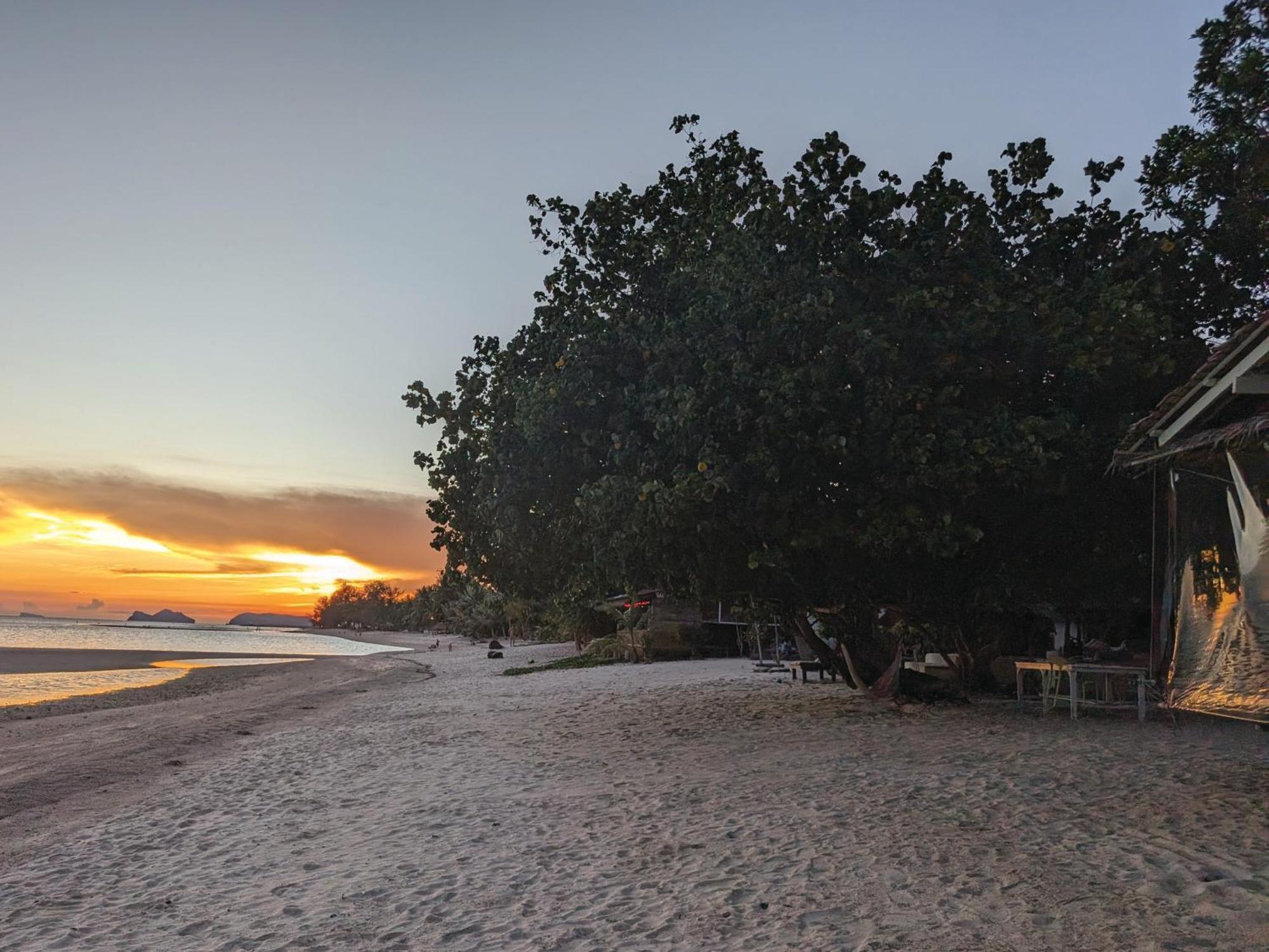 Munchies Bungalows Baan Tai Bagian luar foto