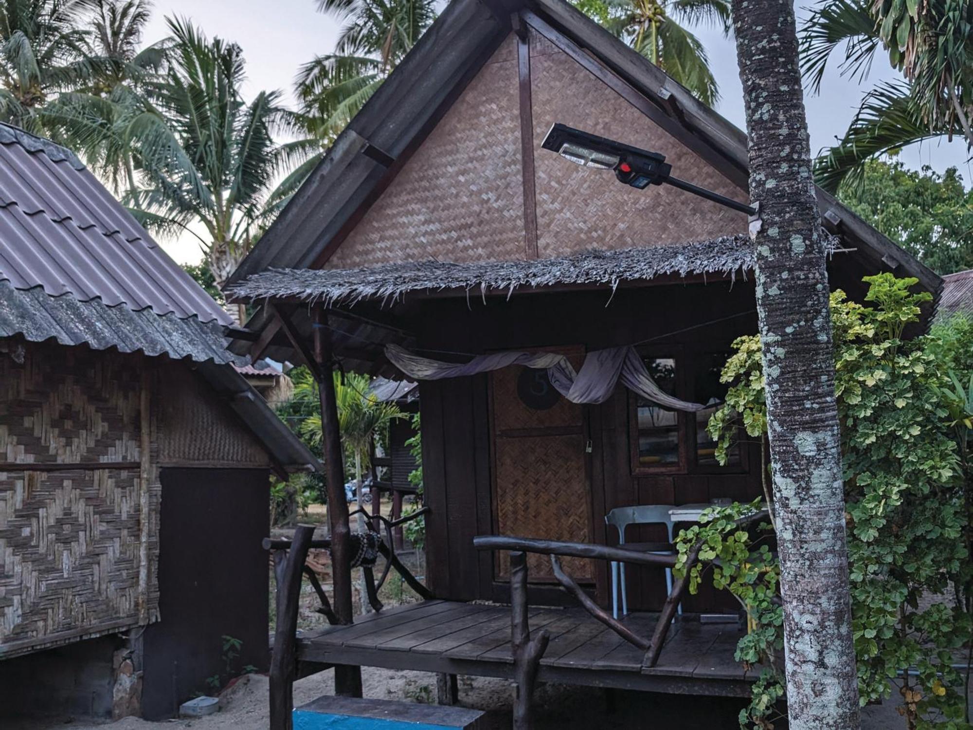 Munchies Bungalows Baan Tai Bagian luar foto