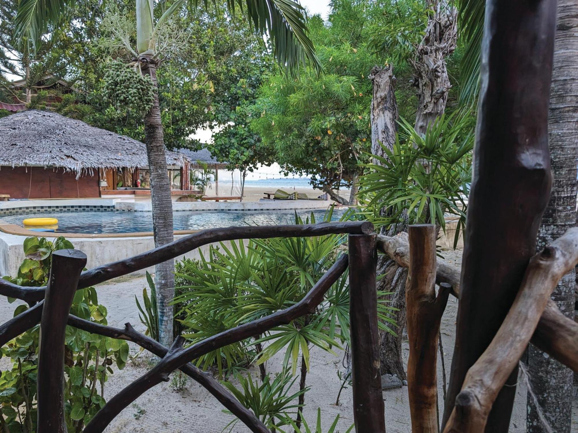 Munchies Bungalows Baan Tai Bagian luar foto
